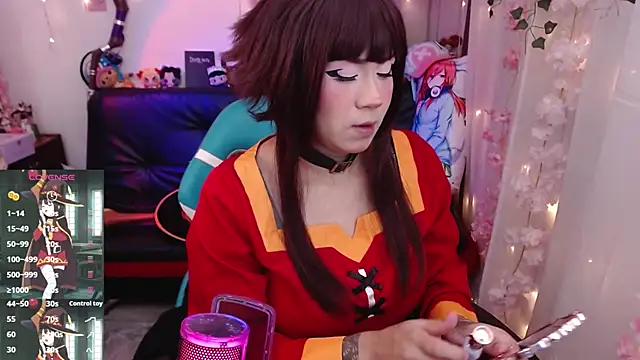 jadedelux  online show from 05-26-26, 07:12
