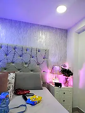 Pamelamiler   online show from 10-06-25, 11:55