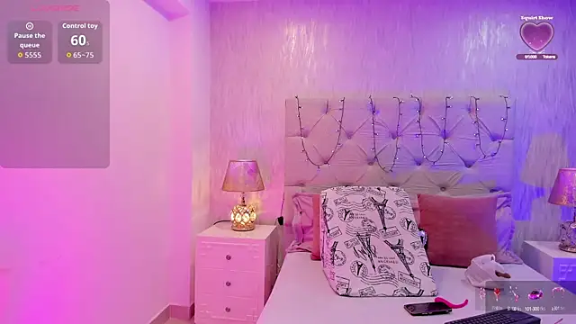 Pamelamiler   online show from 09-19-25, 01:26