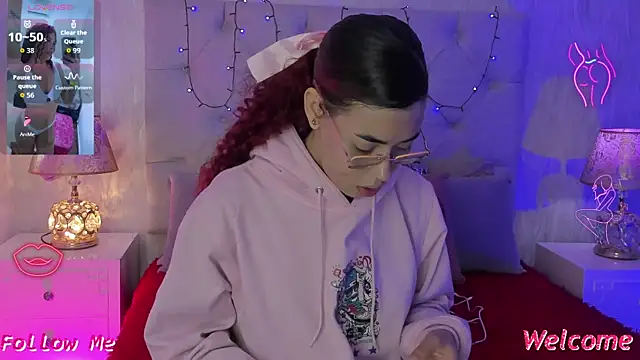 Pamelamiler   online show from 01-14-26, 01:26