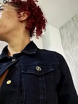 Pamelamiler   online show from 10-02-25, 11:02