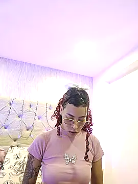 Pamelamiler   online show from 10-17-25, 01:13