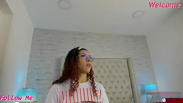 Pamelamiler   online show from 05-13-26, 05:20