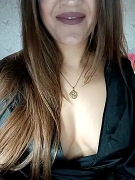 Snapshot of Viola3102 chatting on 11-04-25, 06:22 Viola3102 online show from 11-04-25, 06:22