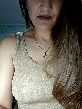 Snapshot of Viola3102 chatting on 11-13-25, 10:08 Viola3102 online show from 11-13-25, 10:08