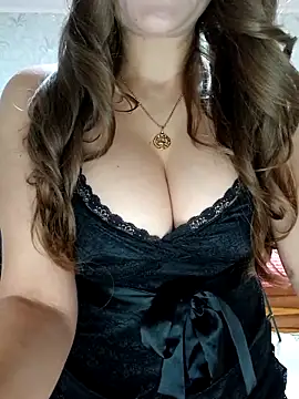 Snapshot of Viola3102 chatting on 11-23-25, 07:02 Viola3102 online show from 11-23-25, 07:02