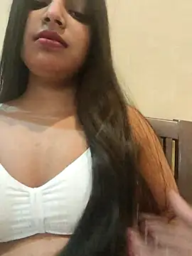 Maahhii 2 online show from 11-18-25, 08:01