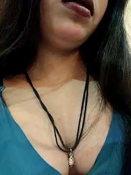 Maahhii 2 online show from 10-25-25, 06:41