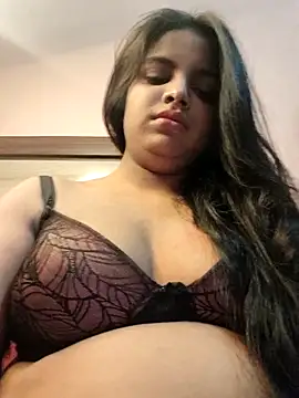 Maahhii 2 online show from 05-20-26, 09:45