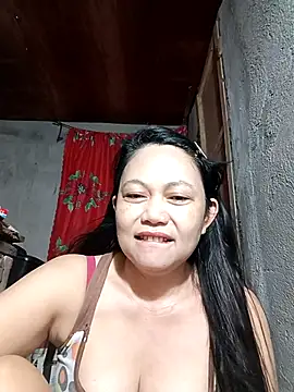 Everleigh mom online show from 11-20-25, 07:36