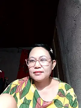 Everleigh mom online show from 01-11-26, 11:50