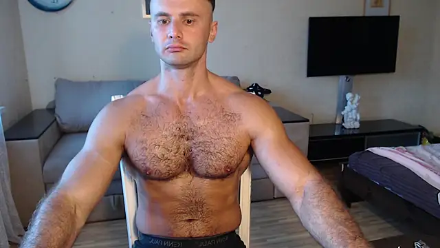 Snapshot of muscle_uncut chatting on 09-20-25, 01:05 muscle uncut online show from 09-20-25, 01:05