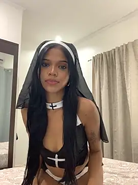 Snapshot of baesuzy189044 chatting on 10-18-25, 01:24 baesuzy189044 online show from 10-18-25, 01:24