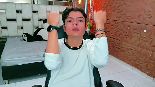 alandelrey57 online show from 01-08-26, 07:47