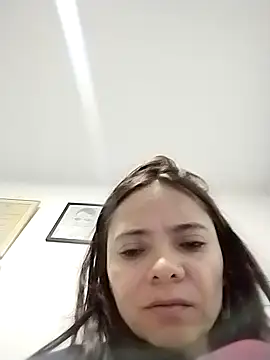 Cami Konor online show from 10-20-25, 03:41