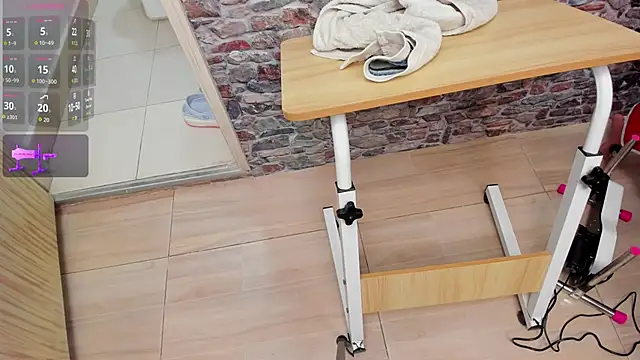 ALYANNA HOT  online show from 10-07-25, 12:17