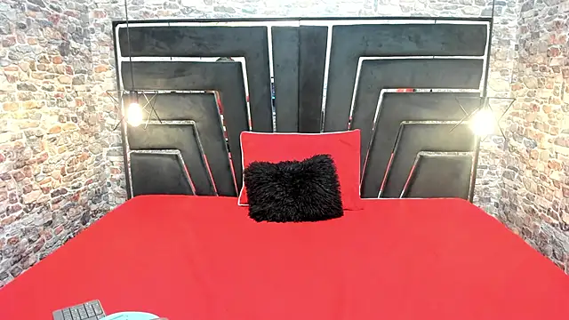 ALYANNA HOT  online show from 10-31-25, 12:24