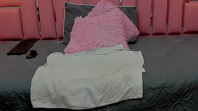 ALYANNA HOT  online show from 09-21-25, 12:43