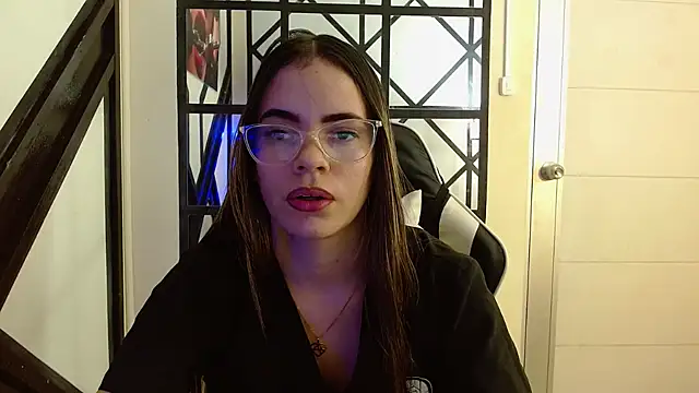 Snapshot of maira_tf chatting on 09-09-25, 03:38 maira tf online show from 09-09-25, 03:38