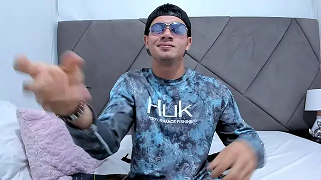 andrew colleman online show from 10-05-25, 05:53