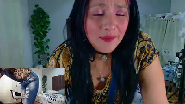 kataleya 29 online show from 12-17-25, 12:26