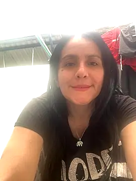 Snapshot of kataleya_29 chatting on 09-23-25, 03:19 kataleya 29 online show from 09-23-25, 03:19
