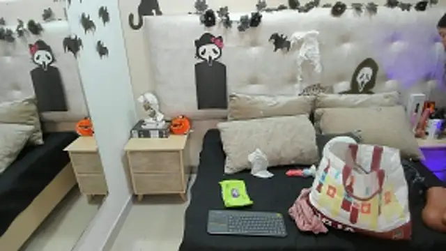 AbbyBeck online show from 10-30-25, 11:41