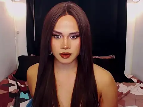 YllanaAltheaXxX online show from 01-18-26, 02:20