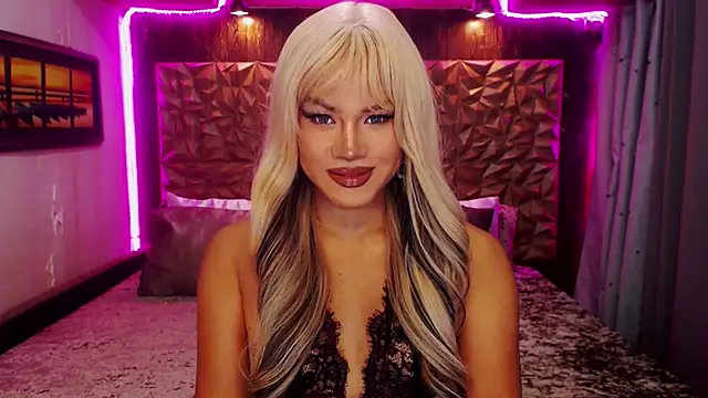 YllanaAltheaXxX online show from 11-02-25, 04:28