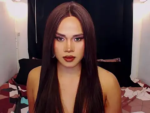 YllanaAltheaXxX online show from 01-15-26, 01:31