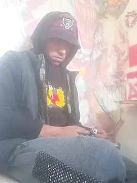 Snapshot of Narckse chatting on 11-30-25, 04:19 Narckse online show from 11-30-25, 04:19