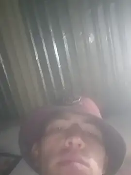 Snapshot of Narckse chatting on 12-04-25, 12:15 Narckse online show from 12-04-25, 12:15