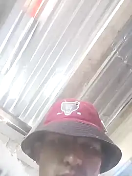 Snapshot of Narckse chatting on 10-26-25, 05:13 Narckse online show from 10-26-25, 05:13