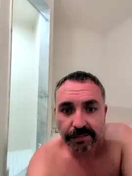 cloudymatt online show from 10-23-25, 07:18