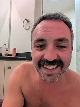 cloudymatt online show from 11-13-25, 05:00