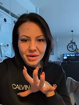 SwedishBaabe online show from 10-09-25, 11:00