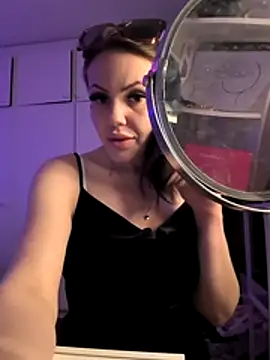 SwedishBaabe online show from 05-03-26, 08:23