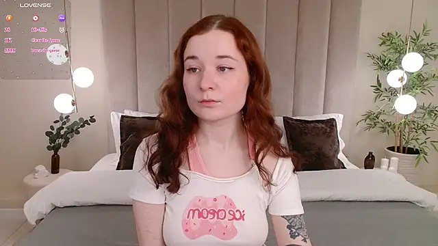 NancyJonson online show from 06-12-26, 03:04