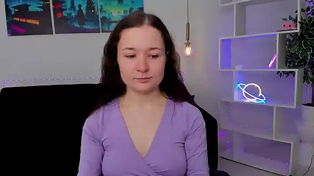 NancyJonson online show from 11-10-25, 03:44