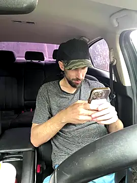 Snapshot of thejohnryancollection chatting on 09-20-25, 07:41 thejohnryancollection online show from 09-20-25, 07:41