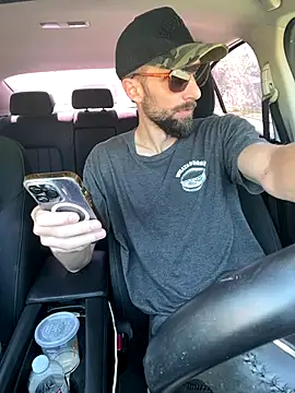 Snapshot of thejohnryancollection chatting on 10-05-25, 07:15 thejohnryancollection online show from 10-05-25, 07:15