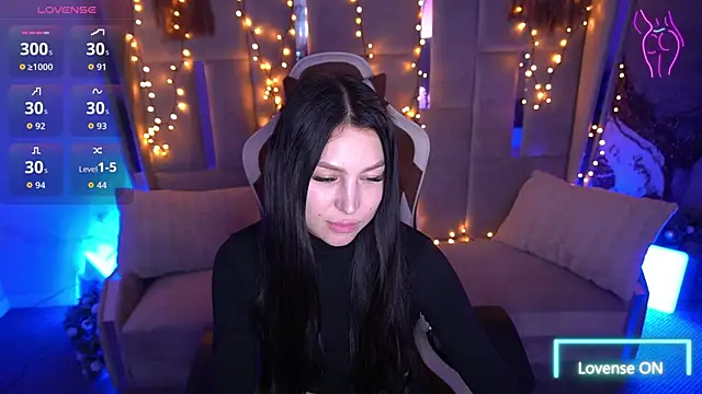 Snapshot of EliseVelour chatting on 02-12-26, 02:06 EliseVelour online show from 02-12-26, 02:06