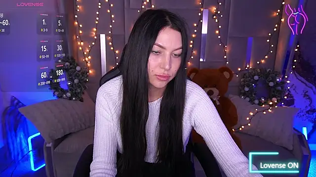 EliseVelour online show from 01-13-26, 01:59