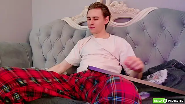 WilliamDyson online show from 04-08-26, 03:41