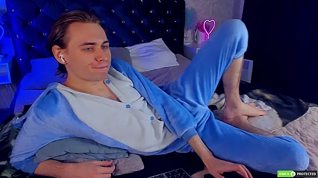 WilliamDyson online show from 12-01-25, 03:51