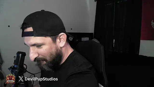 DevilPup75  online show from 06-25-26, 05:18