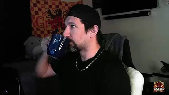 Snapshot of DevilPup75_ chatting on 09-29-25, 03:02 DevilPup75  online show from 09-29-25, 03:02