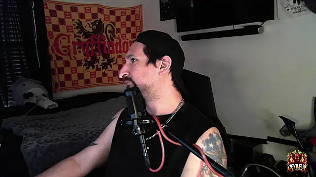 Snapshot of DevilPup75_ chatting on 09-26-25, 02:24 DevilPup75  online show from 09-26-25, 02:24