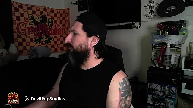 DevilPup75  online show from 03-31-26, 06:15