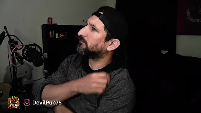 DevilPup75  online show from 07-25-26, 05:59